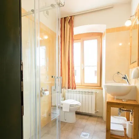 Bed & Breakfast Spacapanova Hisa Komen