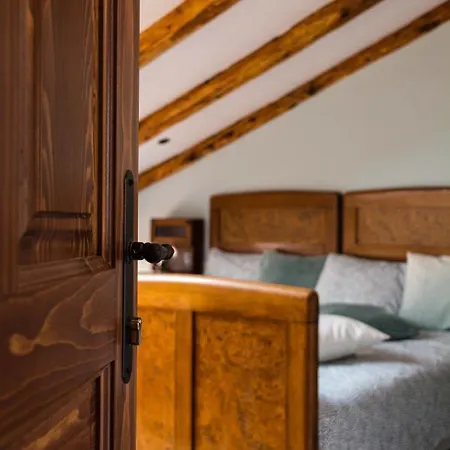 Spacapanova Hisa 4*