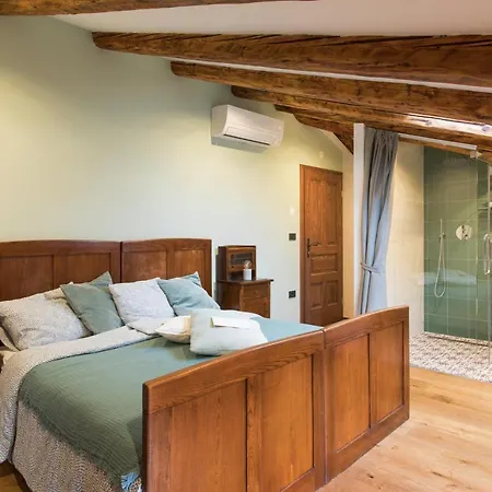 Spacapanova Hisa 4*