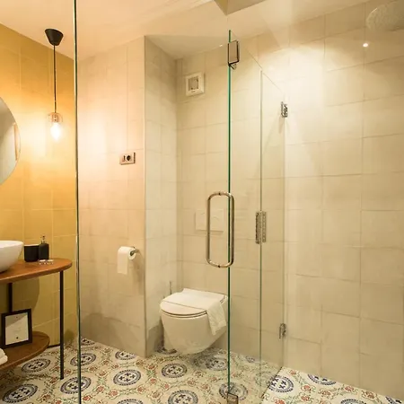 Spacapanova Hisa 3* Komen