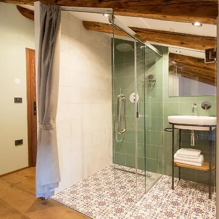 Spacapanova Hisa Bed & Breakfast