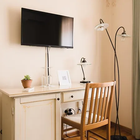 Spacapanova Hisa Komen