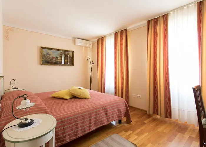 Bed & Breakfast Spacapanova Hisa Komen