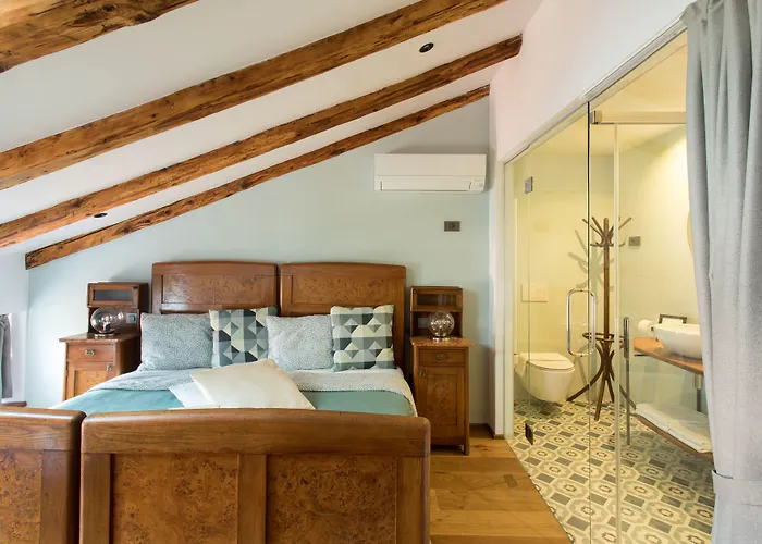 Spacapanova Hisa Bed & Breakfast 4*